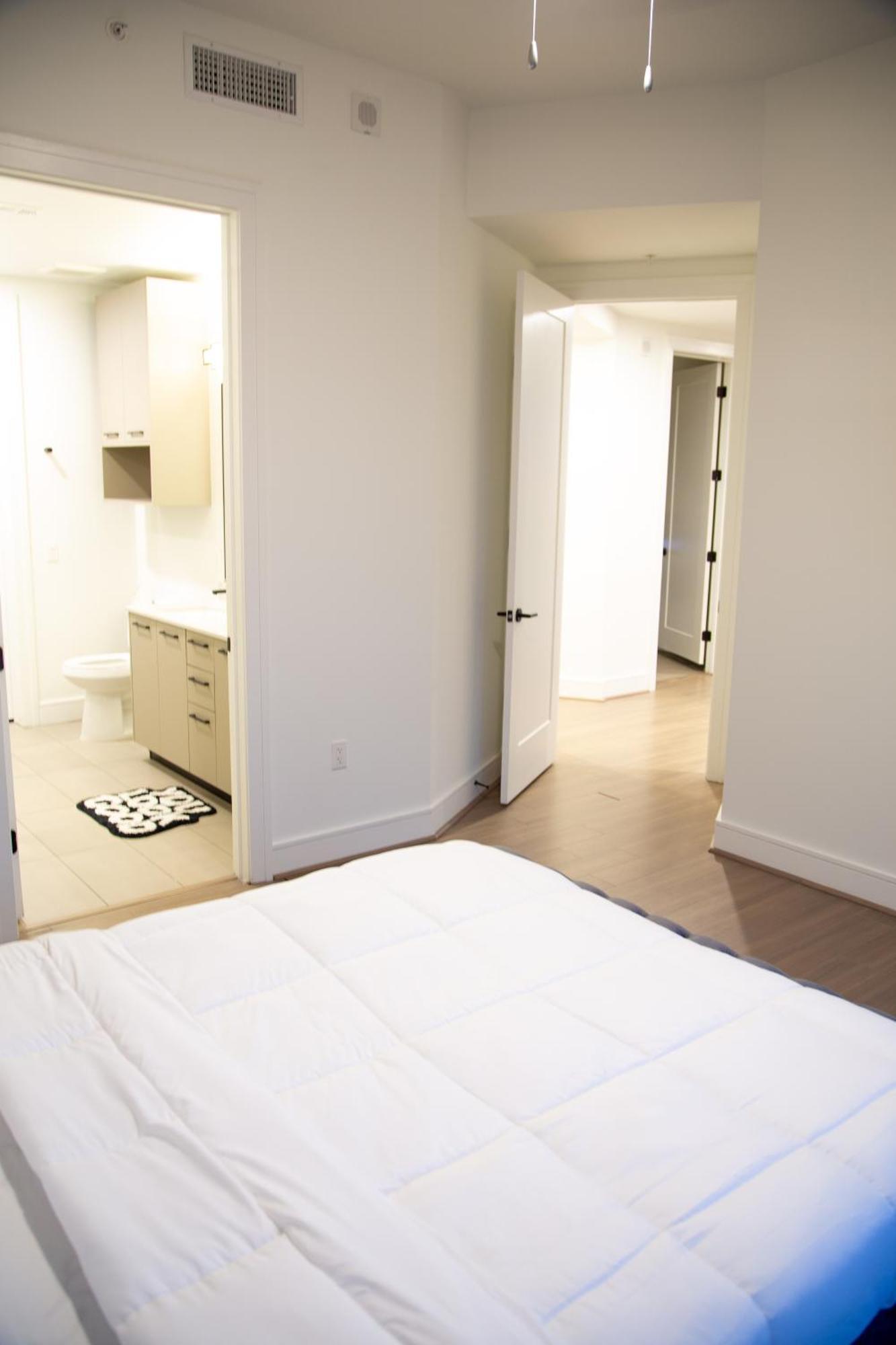 Cozy Home Toyota Center Хьюстон Экстерьер фото